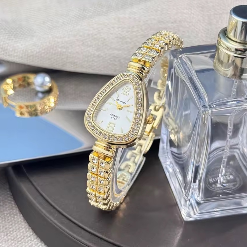 Panthers classic Glamorous Gold and diamond Women's Watch - Picture 3 of 5